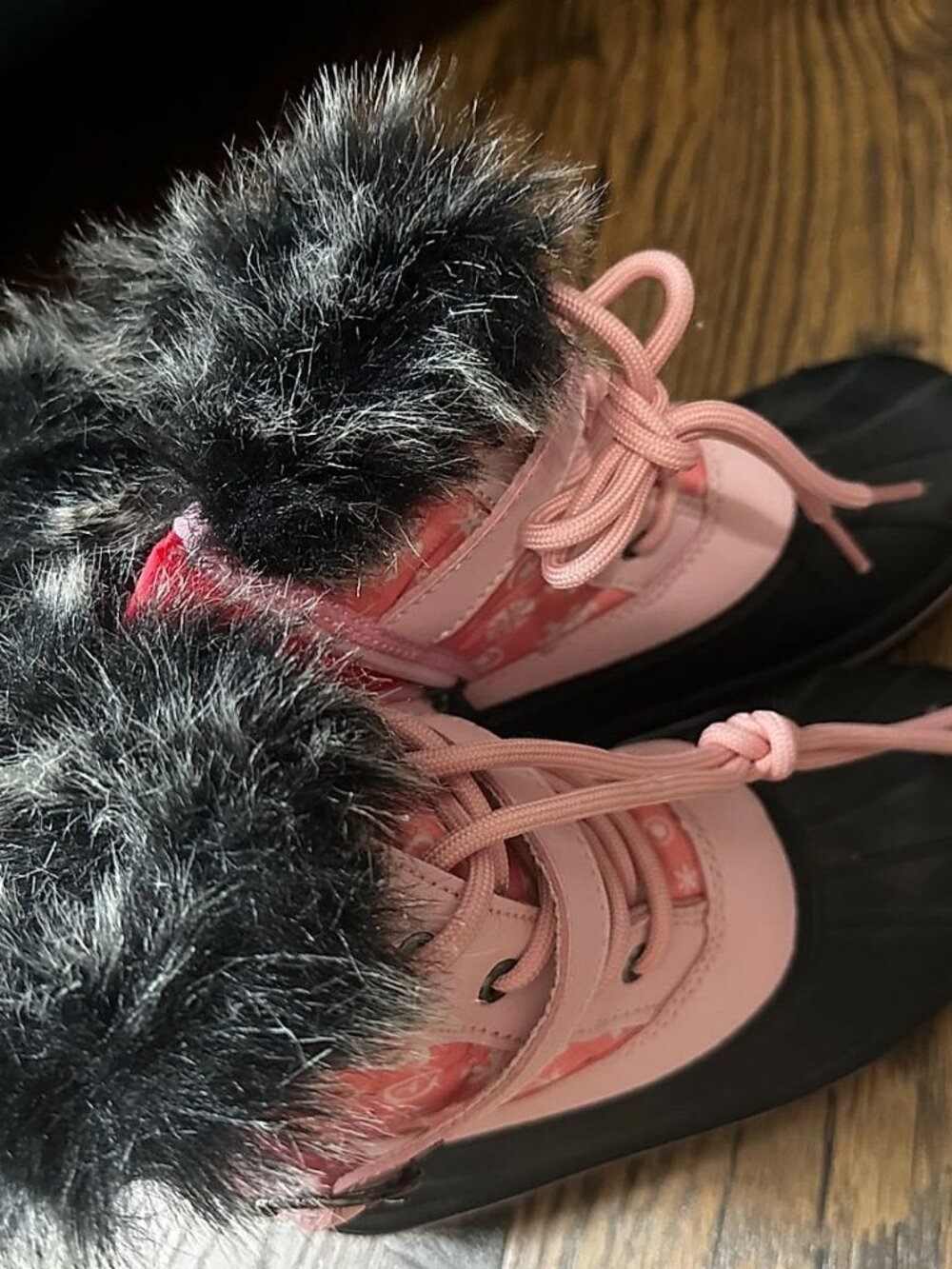 Mishansha Kids Winter Snow Boots, Pink/Black/White Snowflake Quilted